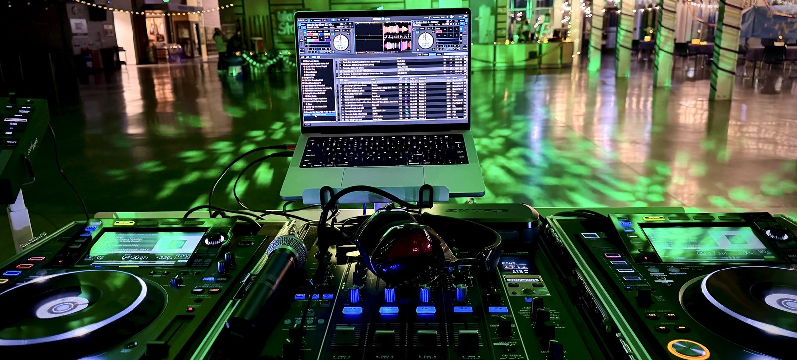 DJ Illusion setup at a Seattle event