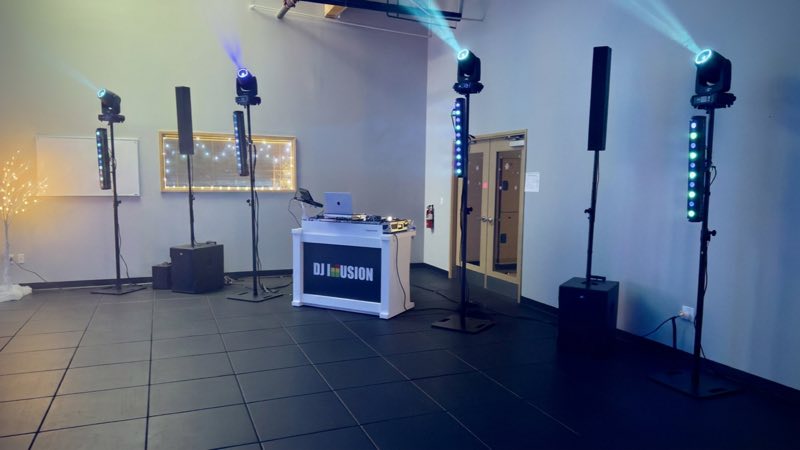 DJ Illusion Spotlight college package with four lighting totems over the dance floor